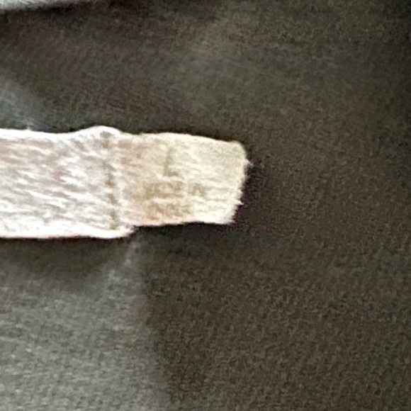 Max Jeans Utility Vest/jacket Distressed military green. Gently used. Size L - Picture 8 of 10